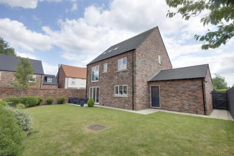 Fountains Way, North Cave