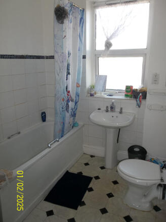 Photo 3