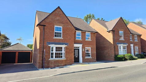 Bastion Street, Donnington, Newbury, Berkshire, RG14 3DB