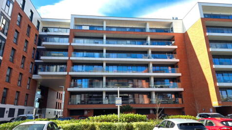 Southmead House, Kingman Way, Newbury, RG14 7FY