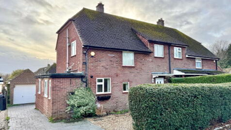 Love Lane, Donnington, Newbury, RG14 2JH