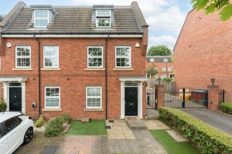 Langley Park Road, Sutton, Surrey, SM2