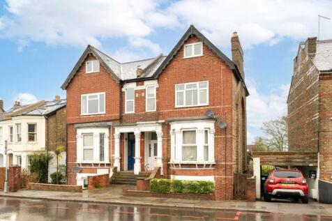 Carshalton Road, Sutton, SM1