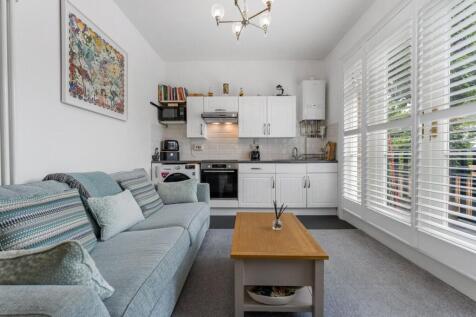 Carshalton Road, Sutton, SM1