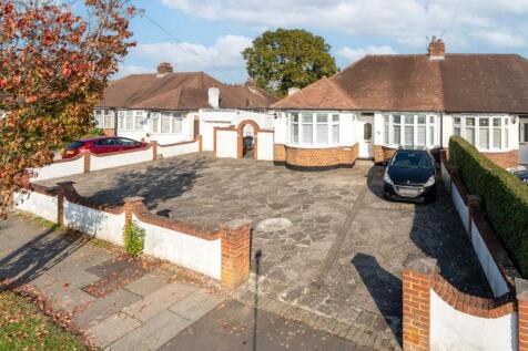 Newbury Gardens, Epsom, Surrey, KT19