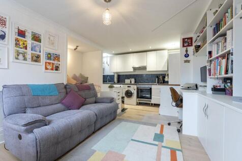 St. James Road, Sutton, SM1