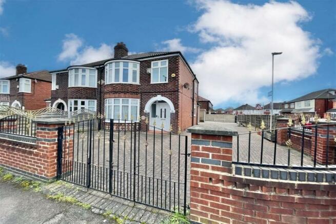 3 bedroom semi detached house for sale in Kingsway East Didsbury M20