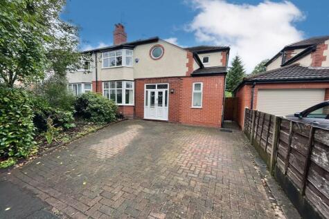 Parrs Wood Avenue, East Didsbury