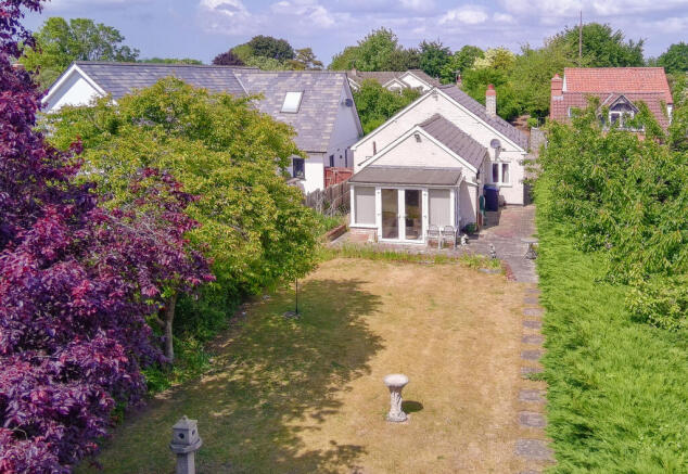 5520950_100DRONE_SING0129_edited