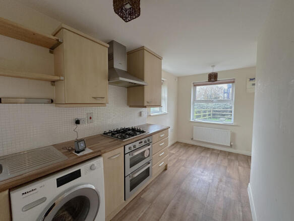 20251217_125900662_iOS