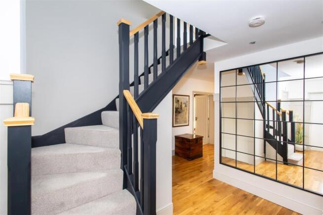 Entrance Hall & Inner Hallway