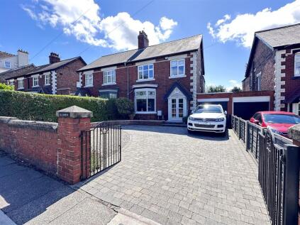 Oxbridge Lane, Stockton-On-Tees, TS18 4HW