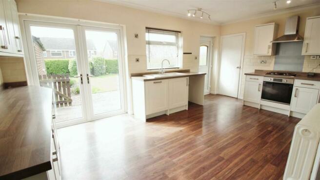 Kitchen/Dining Room