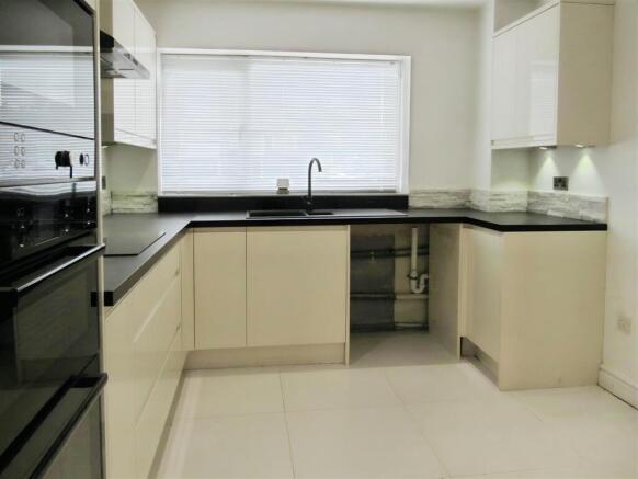 Kitchen/Dining