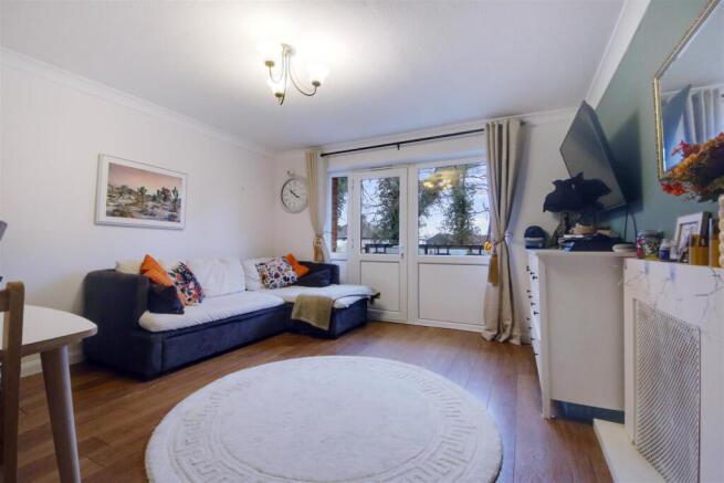 Lounge Diner (1dp).jpg