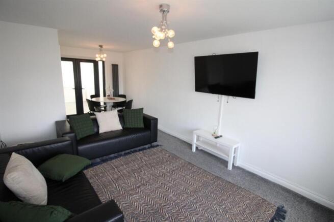 Lounge1.JPG