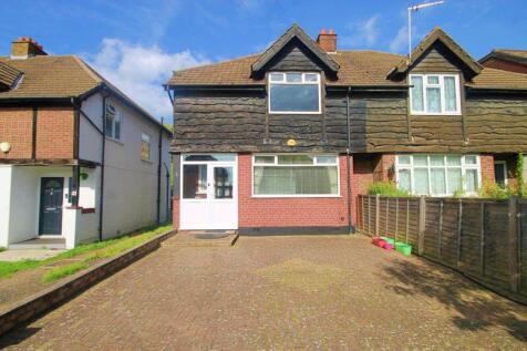 Bennetts Avenue, Greenford