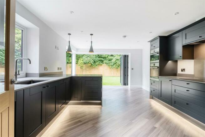 Kitchen/Breakfast Room