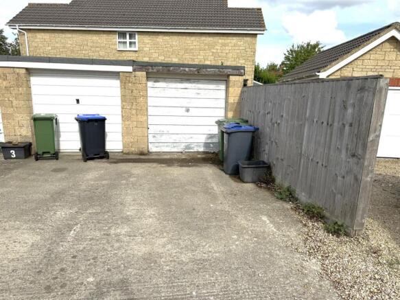 Garage & Driveway