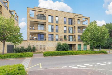 Woodpecker Way, Trumpington, Cambridge