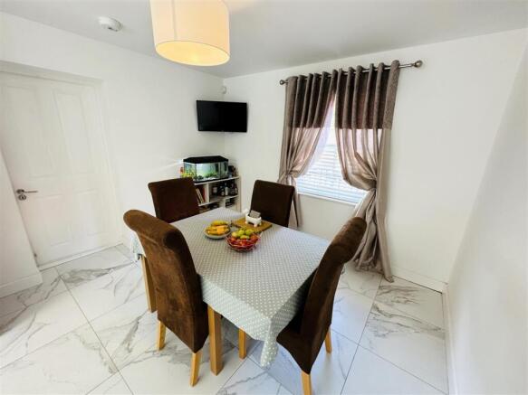 Kitchen Diner