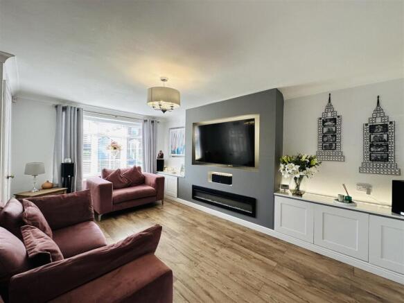 lounge 2.jpg
