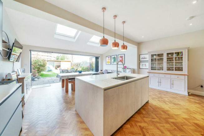 Kitchen/Dining Room