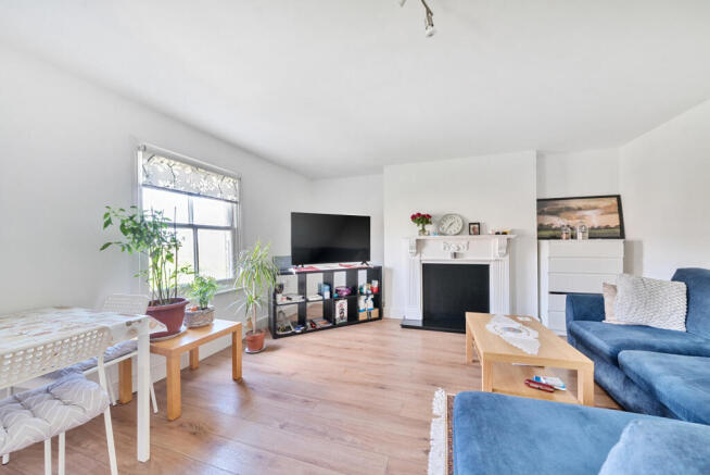 Sitting Room/Kitchen