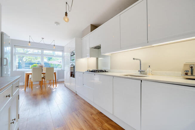 Kitchen/Dining