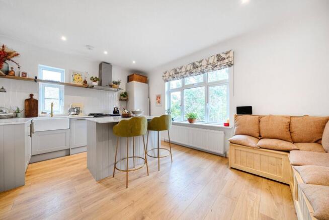 Kitchen/Dining