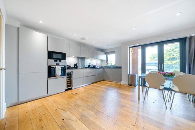 Kitchen/Lounge
