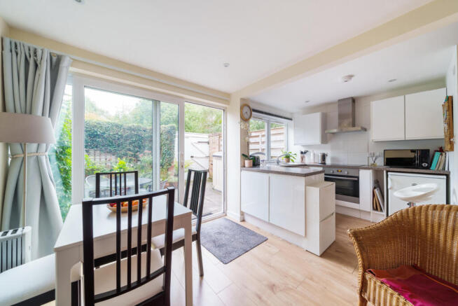 Kitchen/Dining
