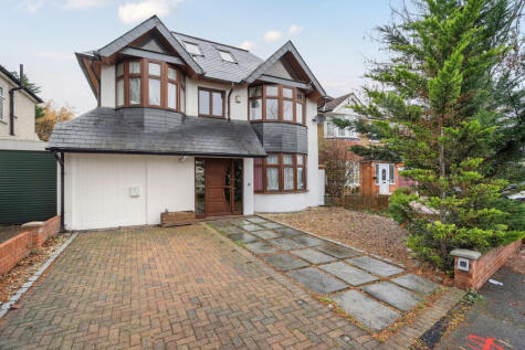 Collingwood Avenue, Tolworth, KT5