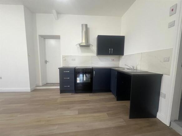 flat2 kitchen.jpg