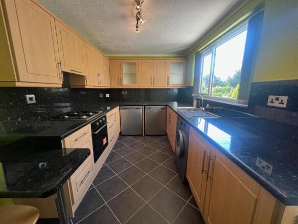 bolland kitchen.jpg