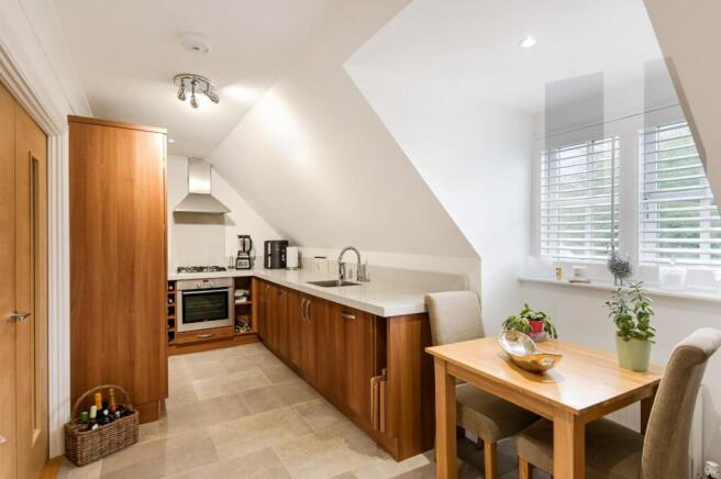 HIGHDOWN CLOSE,10 (11).jpg