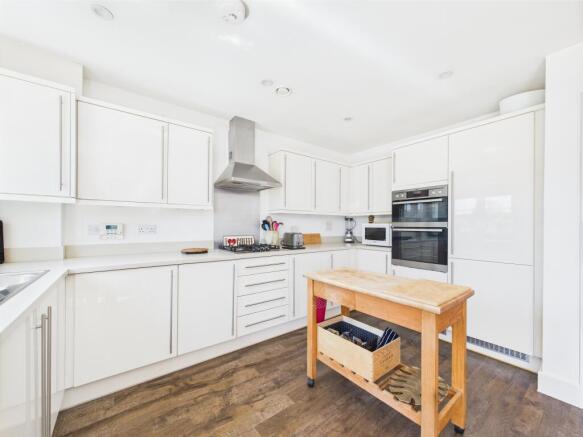 Kitchen 3