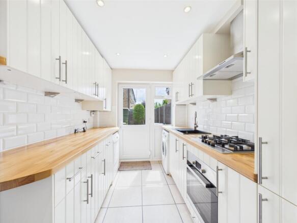 kitchen (1)