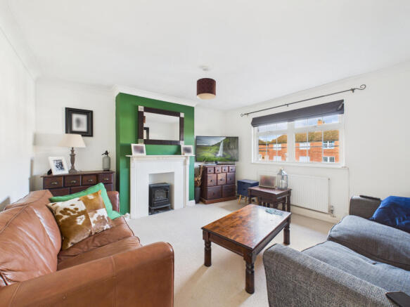 CAM01984G0-PR0540-STILL001