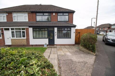 Caldbeck Drive, Farnworth, Bolton, BL4 0RL