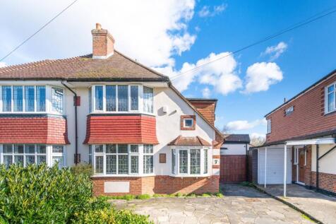 Fairford Gardens, New Malden, Worcester Park, KT4