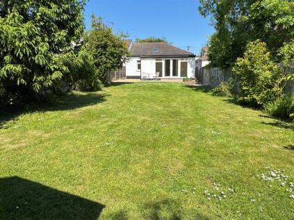 Highfield Crescent, Rayleigh