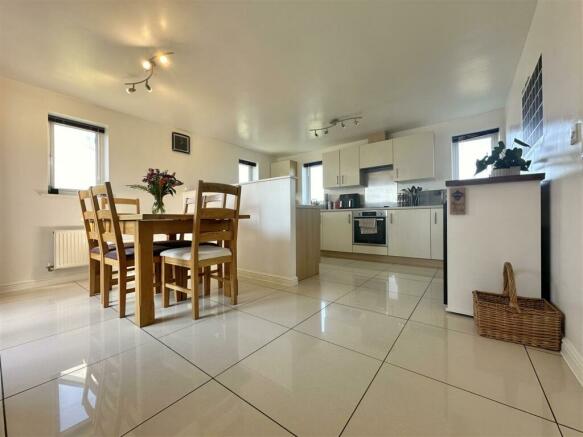 Kitchen/Family Room