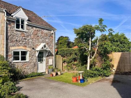 Old Station Close, Cheddar