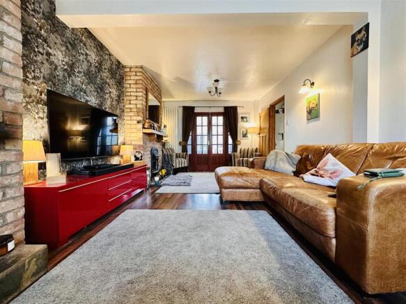 Living/Dining Room