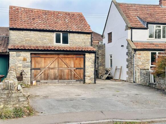 Garage/Games Room