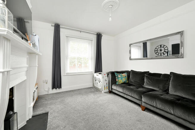 15 Highfield Rd (...