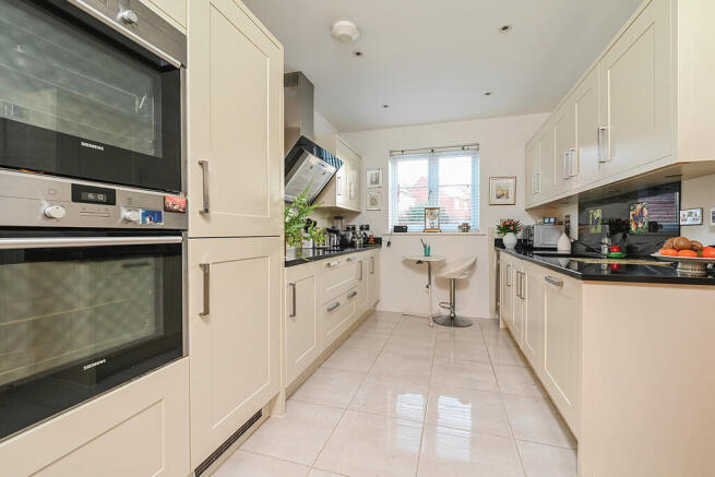 2 Cuckoo Crescent...