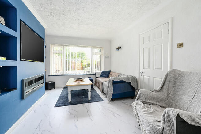 4 Foxley Close (3...