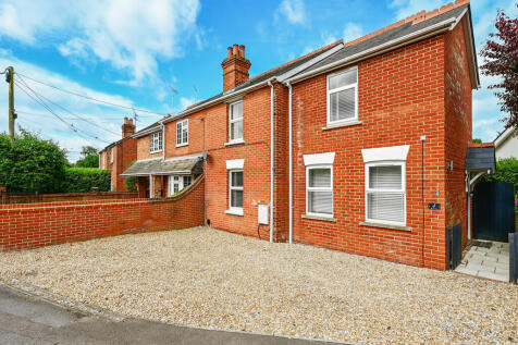 Darby Green Road, Blackwater, Camberley